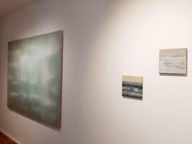 SCHICHTEN. Kunstforum Gummersbach, KunstRaumMarkt1. Bilder: S. Fernkorn  Objekte: H. Hovestadt